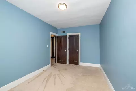 Bedroom - 3896 Reading Rd #O, Cincinnati, OH 45229 photo 3 of 5