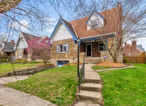 Exterior - 4165 Sherel Ln, Cincinnati, OH 45209 photo 3 of 10
