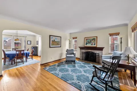 Living - 4165 Sherel Ln, Cincinnati, OH 45209 photo 1 of 4