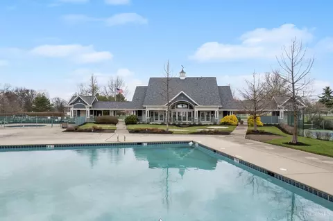 Exterior - 883 Old Course Ln, Cincinnati, OH 45245 photo 8 of 8