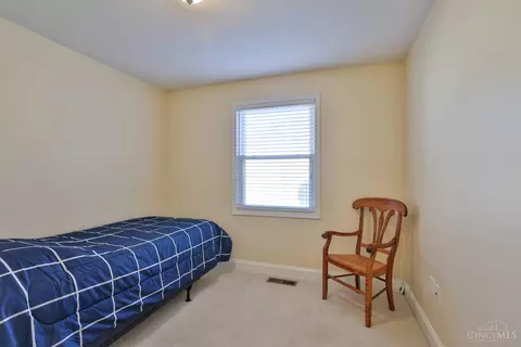 Bedroom - 6096 Ropes Dr, Cincinnati, OH 45244 photo 3 of 5