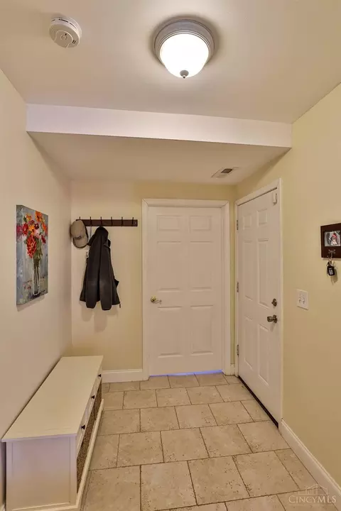 Entry Way - 6096 Ropes Dr, Cincinnati, OH 45244 photo 2 of 2