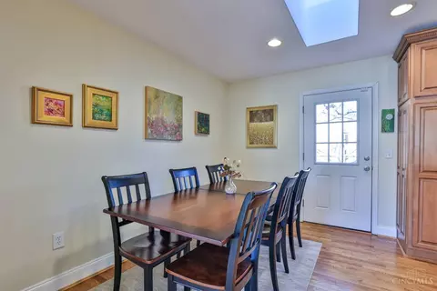 Dining - 6096 Ropes Dr, Cincinnati, OH 45244 photo 5 of 7