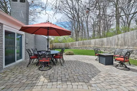 Exterior - 6096 Ropes Dr, Cincinnati, OH 45244 photo 4 of 13