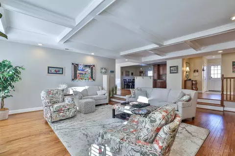 Living - 6096 Ropes Dr, Cincinnati, OH 45244 photo 9 of 9