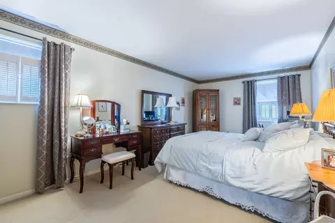 Bedroom - 8348 Shadowpoint Ct, Montgomery, OH 45242 photo 1 of 10