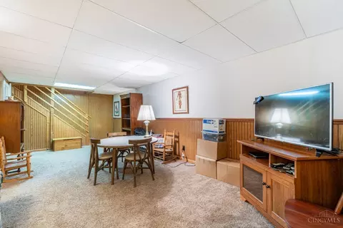 Dining - 8348 Shadowpoint Ct, Montgomery, OH 45242 photo 3 of 3