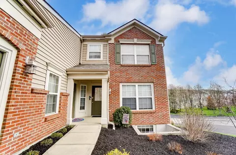 7182 English Dr, Newtown, OH 45244