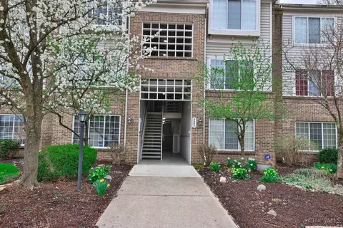 9805 Regatta Dr #304, Colerain Twp, OH 45252
