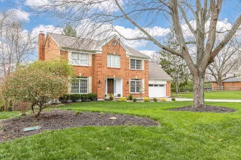 Exterior - 4477 Classic Dr, Blue Ash, OH 45241 photo 3 of 12