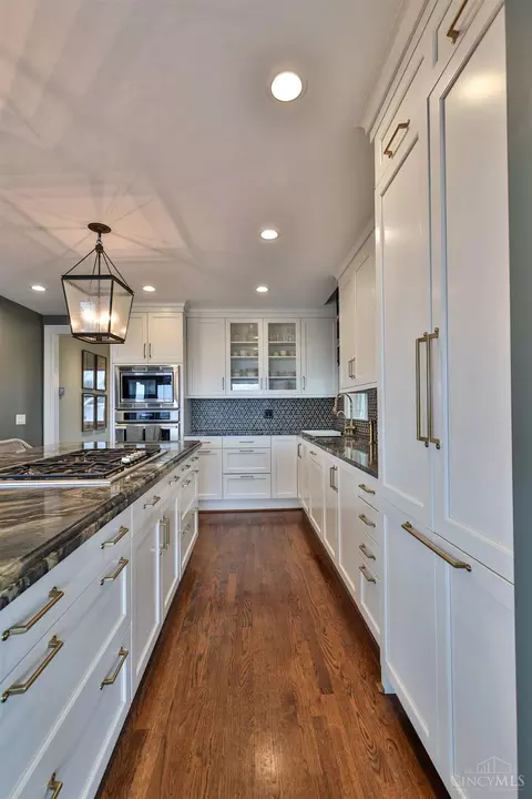 Kitchen - 1721 Mcmillan St, Cincinnati, OH 45206 photo 3 of 7