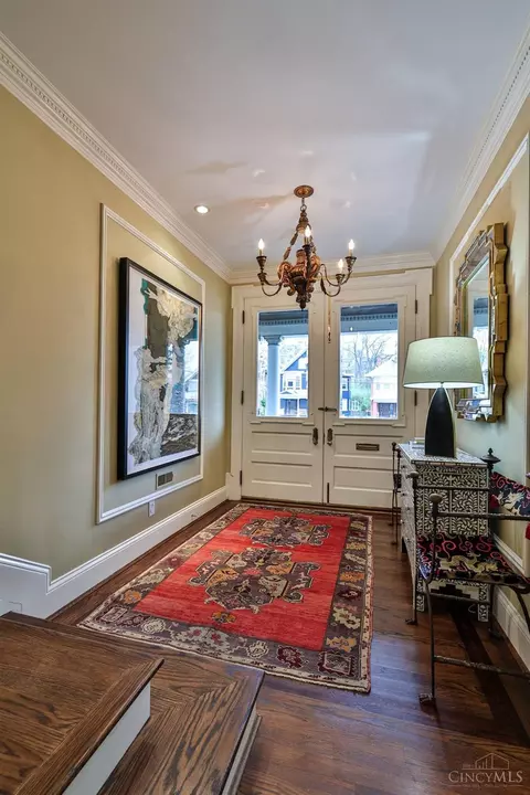 Entry Way - 1721 Mcmillan St, Cincinnati, OH 45206 photo 2 of 2