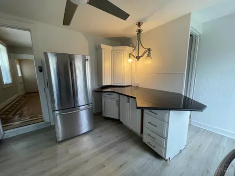 Kitchen - 2938 Cleinview Ave, Cincinnati, OH 45206 photo 2 of 4