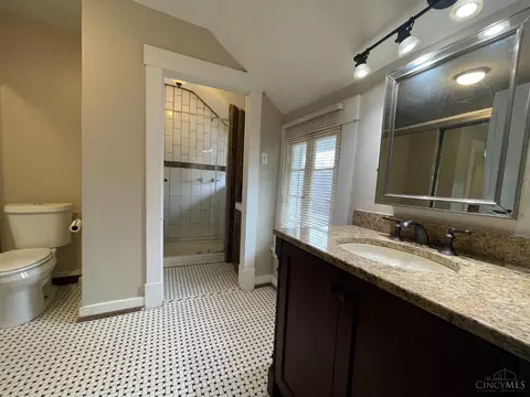 Bath - 2938 Cleinview Ave, Cincinnati, OH 45206 photo 2 of 3
