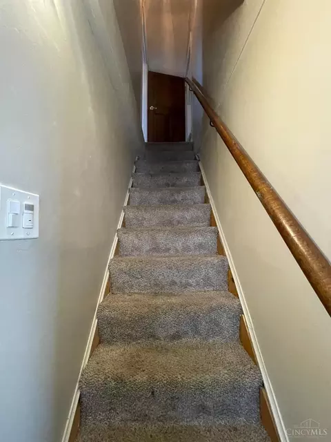 Entry Way - 2938 Cleinview Ave, Cincinnati, OH 45206 photo 1 of 3
