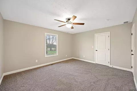 Bedroom - 1644 Pratt Rd, Blanchester, OH 45107 photo 2 of 3
