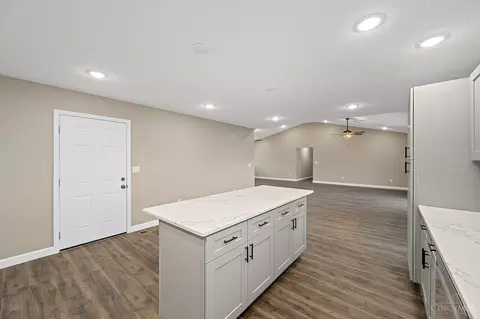 Kitchen - 1644 Pratt Rd, Blanchester, OH 45107 photo 3 of 4