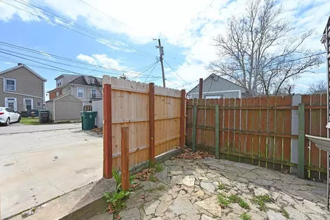 Exterior - 256 Worth St, Cincinnati, OH 45226 photo 10 of 11