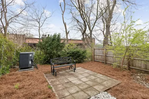 Exterior - 960 Hatch, Cincinnati, OH 45202 photo 7 of 9
