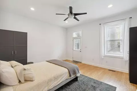 Bedroom - 960 Hatch, Cincinnati, OH 45202 photo 1 of 5