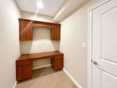 Kitchen - 5792 Springview Cir, Mason, OH 45040 photo 6 of 6