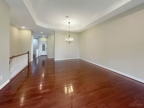 Living - 5792 Springview Cir, Mason, OH 45040 photo 3 of 3