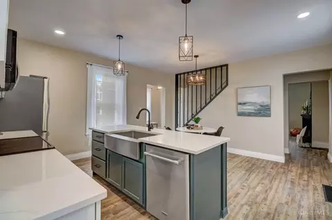 Kitchen - 4602 Glenshade Ave, Cincinnati, OH 45227 photo 2 of 2