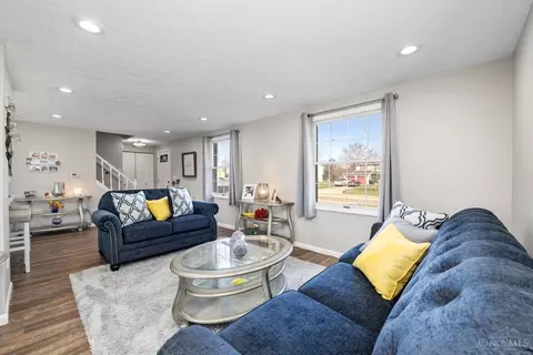 Living - 1233 Waycross Rd, Forest Park, OH 45240 photo 1 of 5