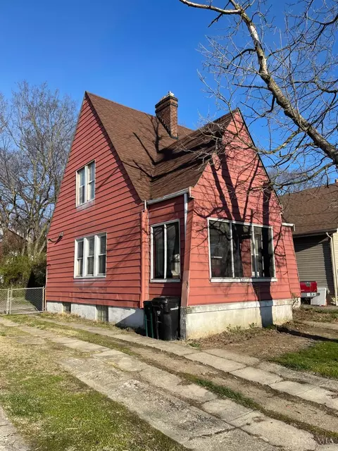 Exterior - 3917 Weber Pl, Cincinnati, OH 45223 photo 2 of 6