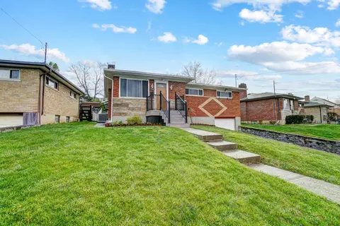 Exterior - 1316 Thurnridge Dr, Reading, OH 45215 photo 2 of 13