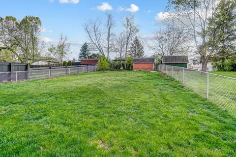 Exterior - 1316 Thurnridge Dr, Reading, OH 45215 photo 11 of 13