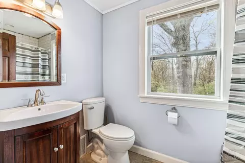 Bath - 2353 Beechmont Ave, Cincinnati, OH 45230 photo 1 of 4