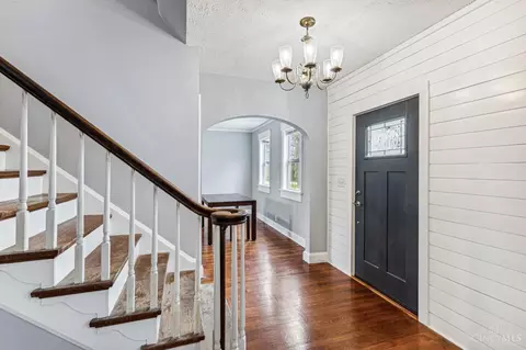 Entry Way - 2353 Beechmont Ave, Cincinnati, OH 45230 photo 1 of 1
