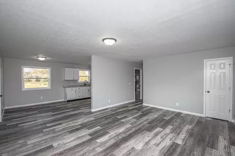 Living - 311 South St, Gratis, OH 45330 photo 1 of 2
