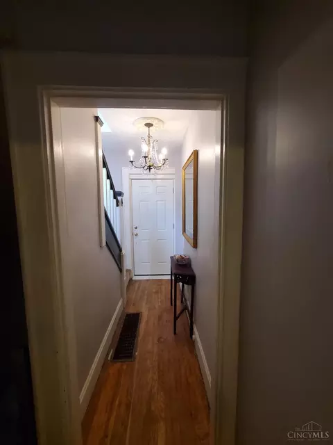 Entry Way - 1030 Schiff, Cincinnati, OH 45205 photo 1 of 3