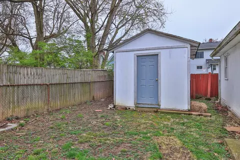 Exterior - 23 Sheehan Ave, Cincinnati, OH 45216 photo 8 of 10