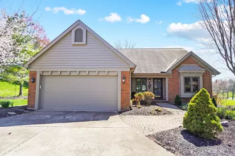 8316 Bayview Ln, Maineville, OH 45039