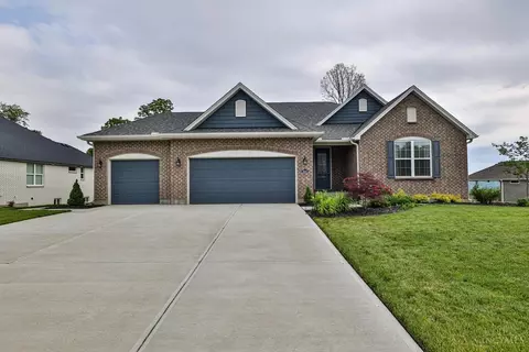 3530 Sunny Acres Dr, Hamilton, OH 45013