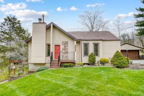 5880 Gaines Rd, Cincinnati, OH 45247