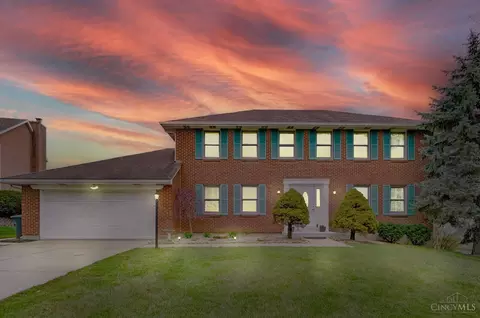 6141 Beckett Station Ct, West Chester, OH 45069