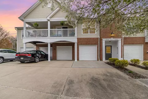 3702 Chestnut Park Ln #7, Cleves, OH 45002