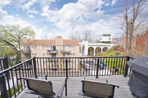 Exterior - 1119 Wareham Dr, Cincinnati, OH 45202 photo 7 of 14