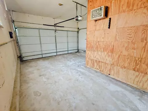 Exterior - 7420 Brock Dr, Blanchester, OH 45107 photo 3 of 5