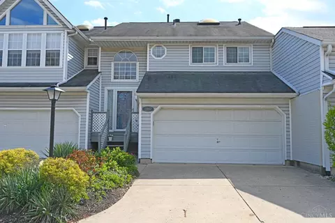 12187 Peak Dr, Springdale, OH 45246