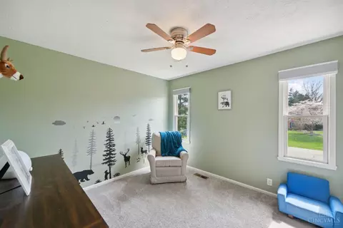 Living - 580 Chicory Ln, Cincinnati, OH 45244 photo 7 of 8