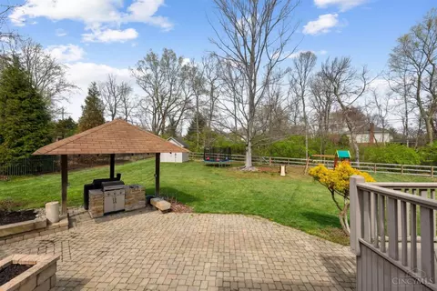 Exterior - 580 Chicory Ln, Cincinnati, OH 45244 photo 4 of 6