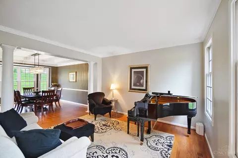 Living - 8165 Startinggate Ln, Cincinnati, OH 45249 photo 1 of 7