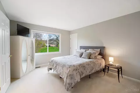 Bedroom - 8165 Startinggate Ln, Cincinnati, OH 45249 photo 4 of 11