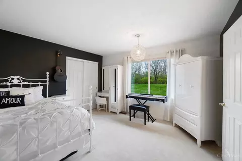 Bedroom - 8165 Startinggate Ln, Cincinnati, OH 45249 photo 6 of 11