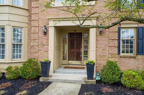 Entry Way - 8165 Startinggate Ln, Cincinnati, OH 45249 photo 1 of 4